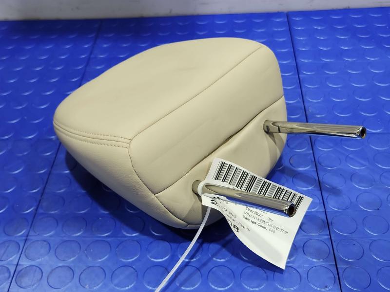 2015 Nissan Murano Headrest