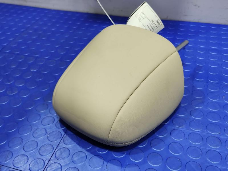 2015 Nissan Murano Headrest