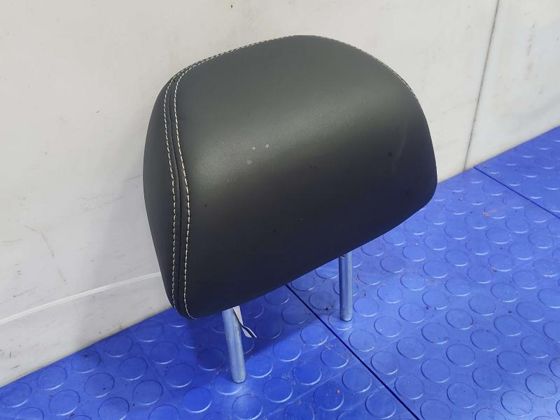 2018 Nissan Maxima Headrest