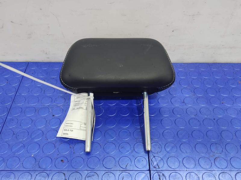 2018 Nissan Maxima Headrest