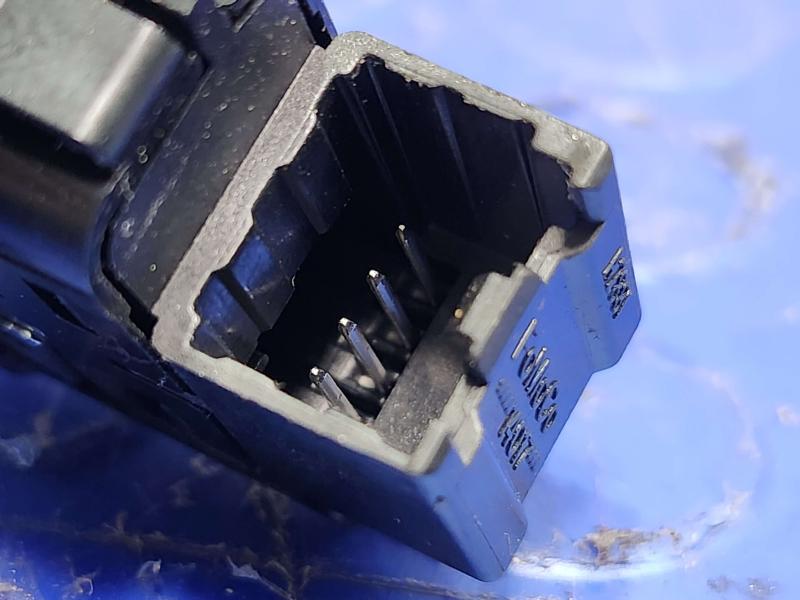 2015 Ford Fusion Door Switch Front