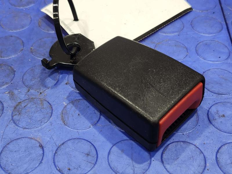2015 Porsche Panamera Rear Seat Belt