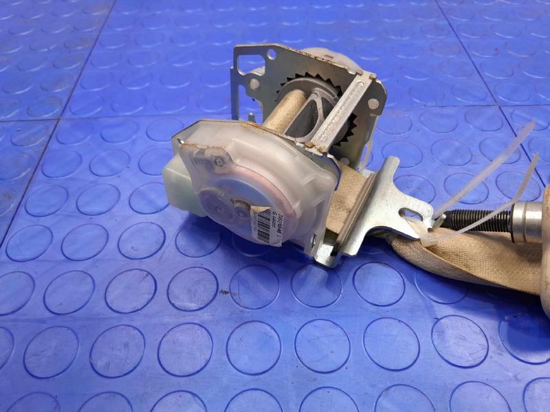 2014 Infiniti QX60 Rear Seat Belt