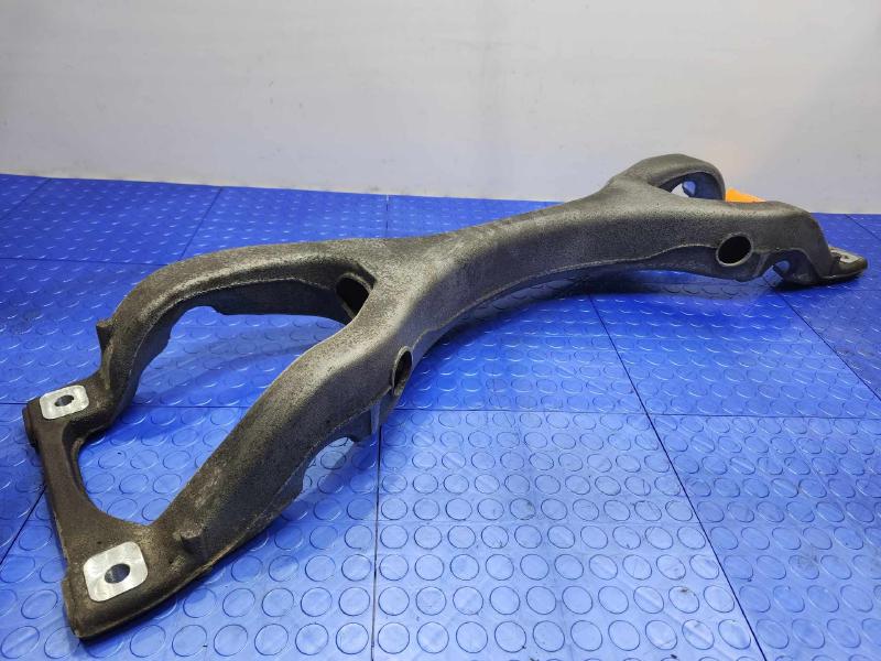 2007-2015 Audi Q7 Rear Upper Suspension Subframe Crossmember OEM 7L8512369