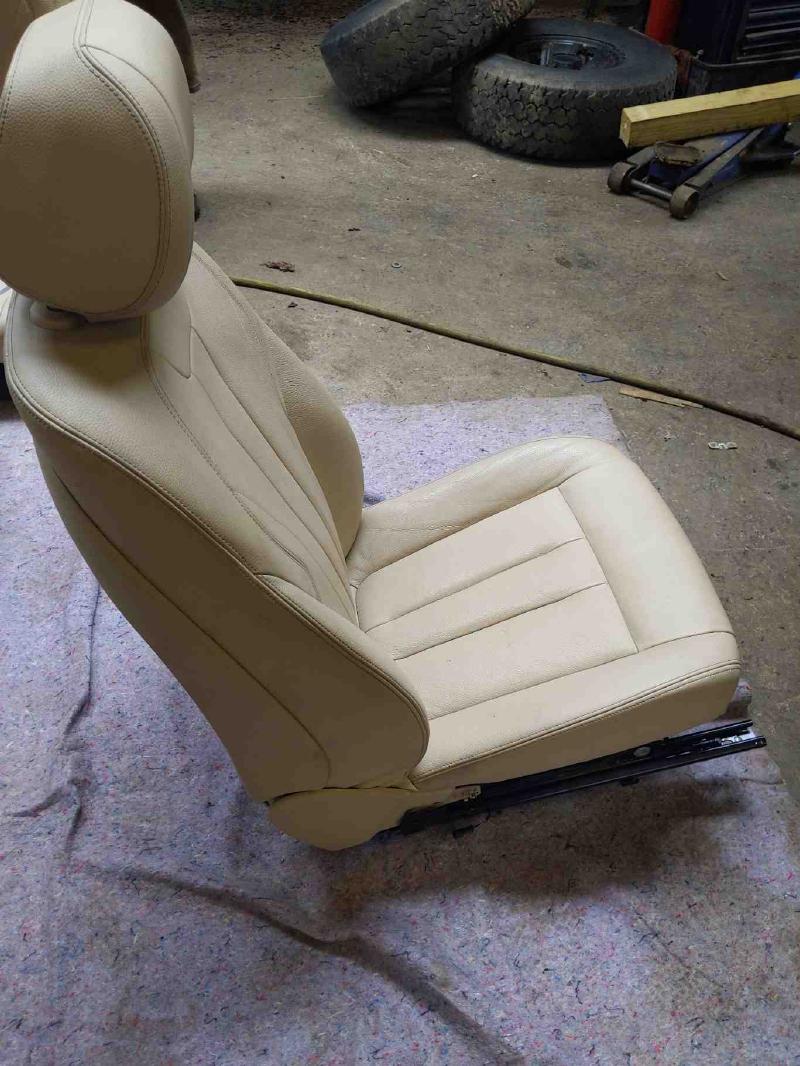 2018 BMW X5 Front Seat