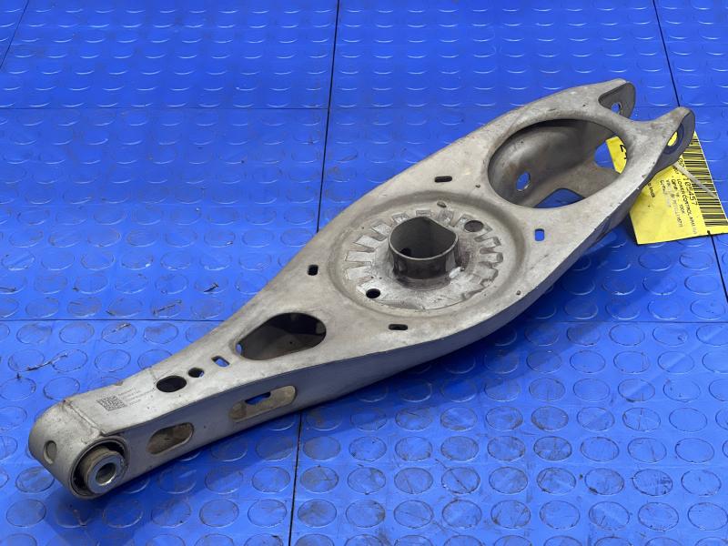2020 GMC Terrain Lower Control Arm Rr