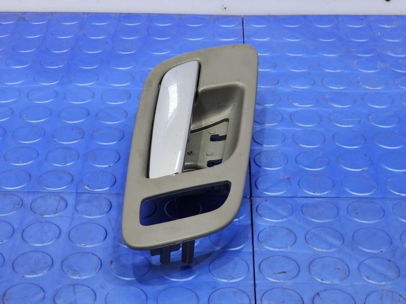 2012 GMC Yukon Inside Door Handle