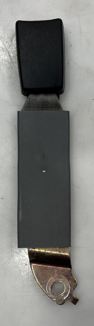 2005 - 2008 Ford F150 Front Center Seat Belt Buckle Black OEM 6L3Z15611B70AC
