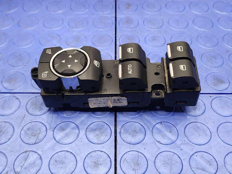 2015 Ford Taurus Door Switch Front