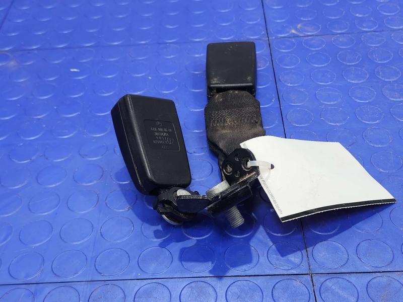 2017 Mercedes C-Class Rear Seat Belt