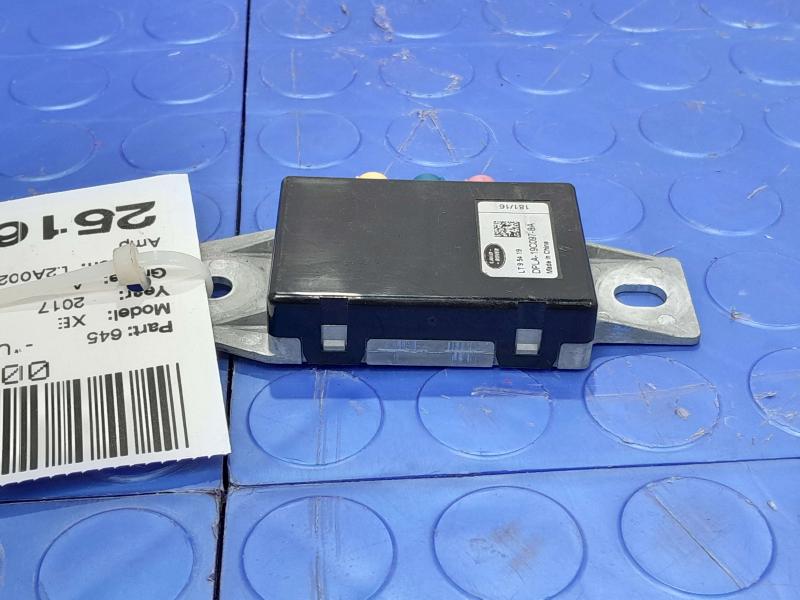 2017-2019 Jaguar XE Radio Antenna Amplifier Module Genuine OEM DPLA-19C097-BA