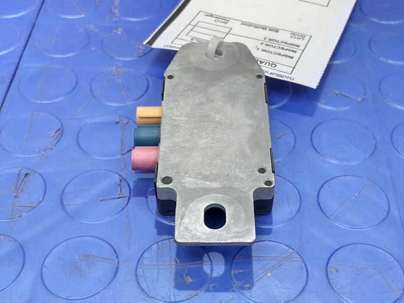 2017-2019 Jaguar XE Radio Antenna Amplifier Module Genuine OEM DPLA-19C097-BA