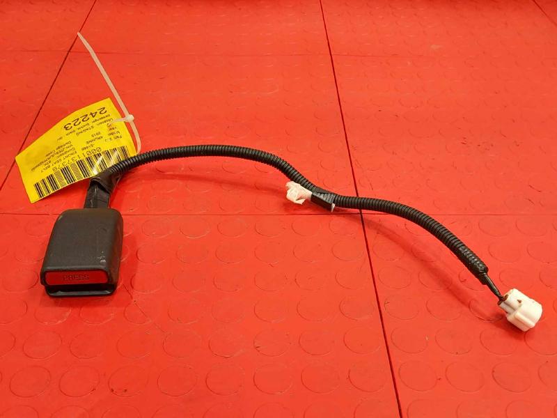 2015 Toyota 4Runner Front Seat Belt