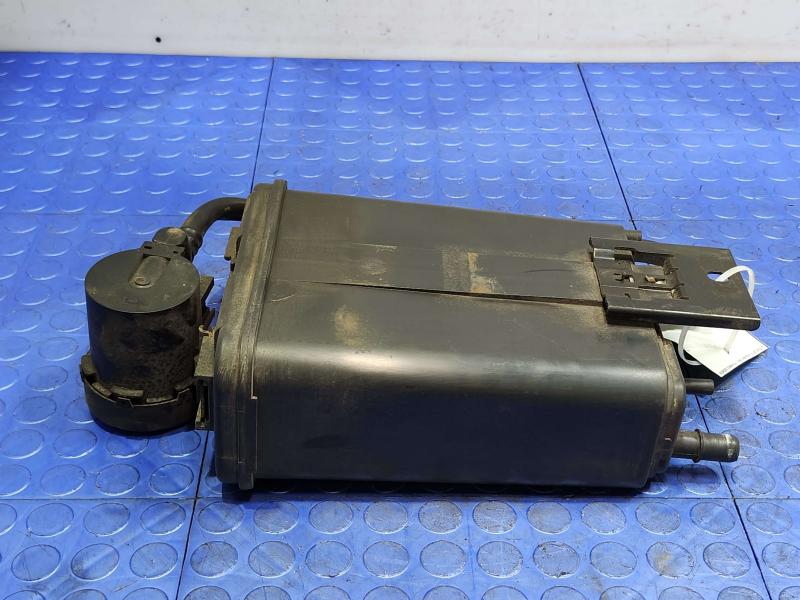 2007 Hummer H3 Evaporator Canister