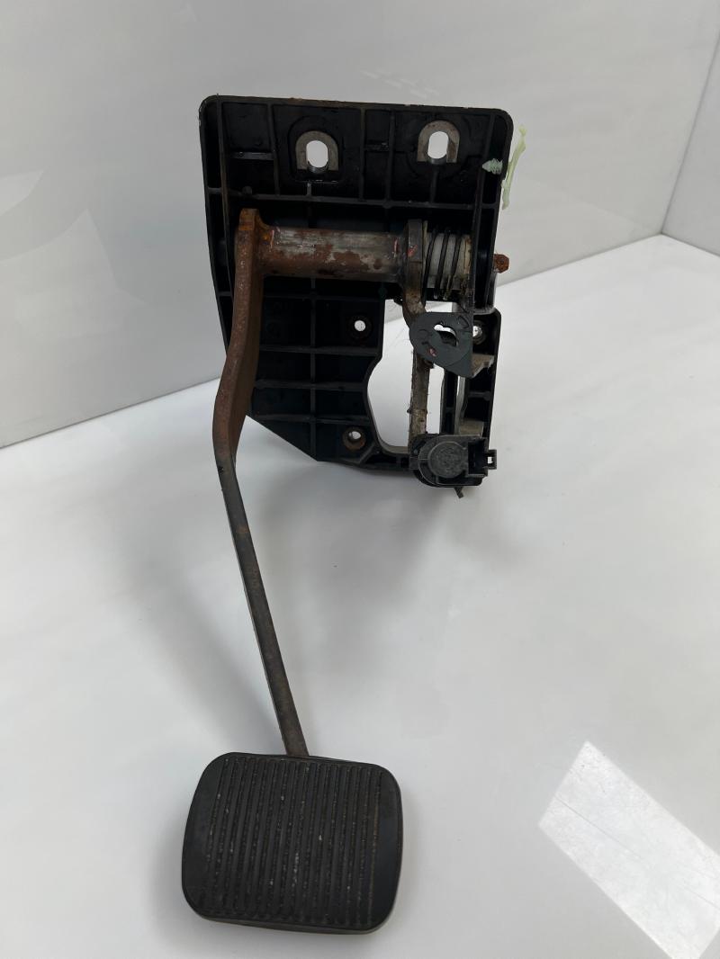 2008 Ford Escape Brake Pedal