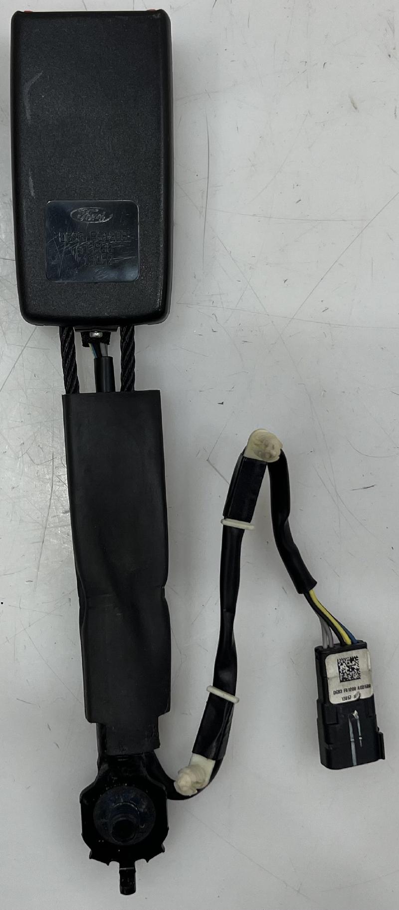 2013 Lincoln MKZ Front Seat Belt