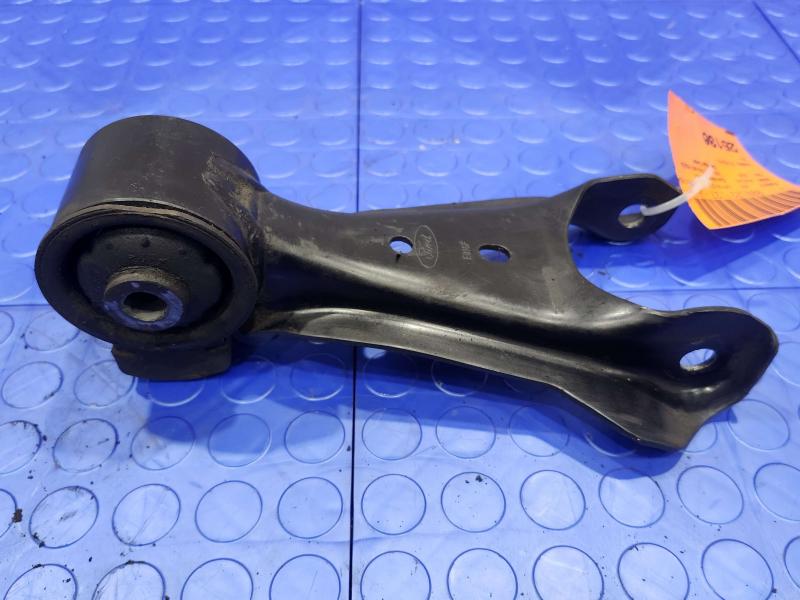 2006 Ford Mustang Upper Control Arm Rear