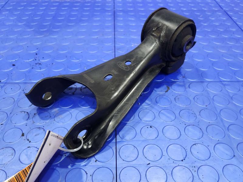 2006 Ford Mustang Upper Control Arm Rear