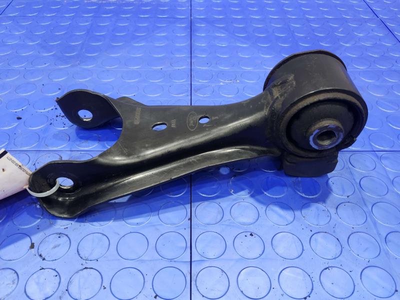 2006 Ford Mustang Upper Control Arm Rear