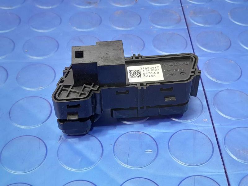 2018 Volvo S90 Door Switch Front