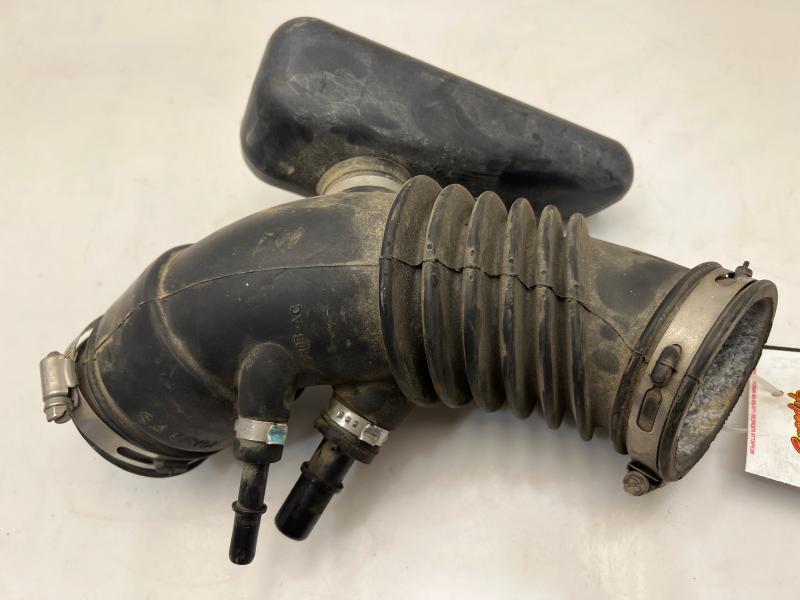 2005 - 2007 Ford Escape Hybrid Engine Air Intake Hose OEM 5M6U9F805AC