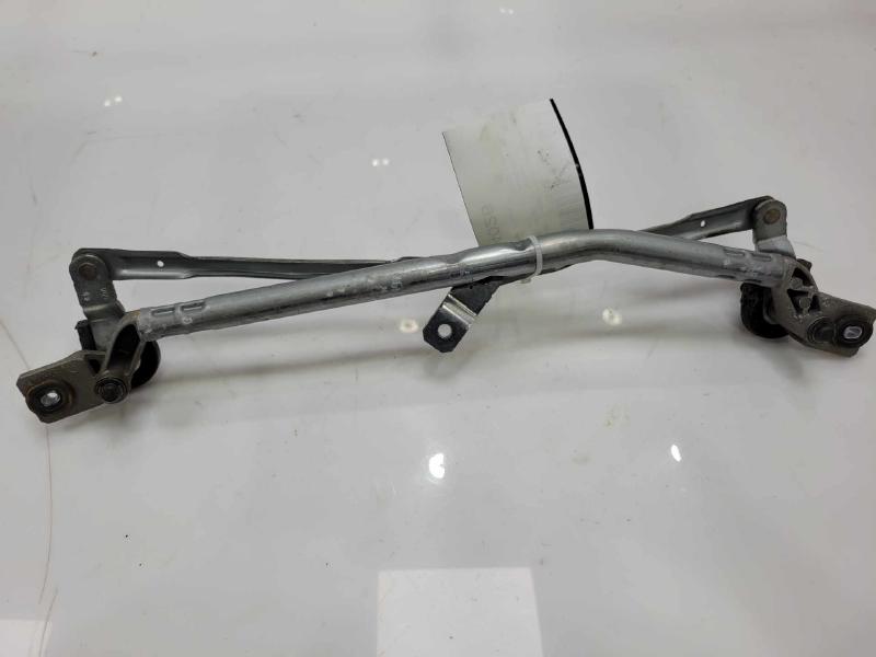 2012 - 2017 Hyundai Veloster Windshield Wiper Linkage Transmission OEM 981202V000