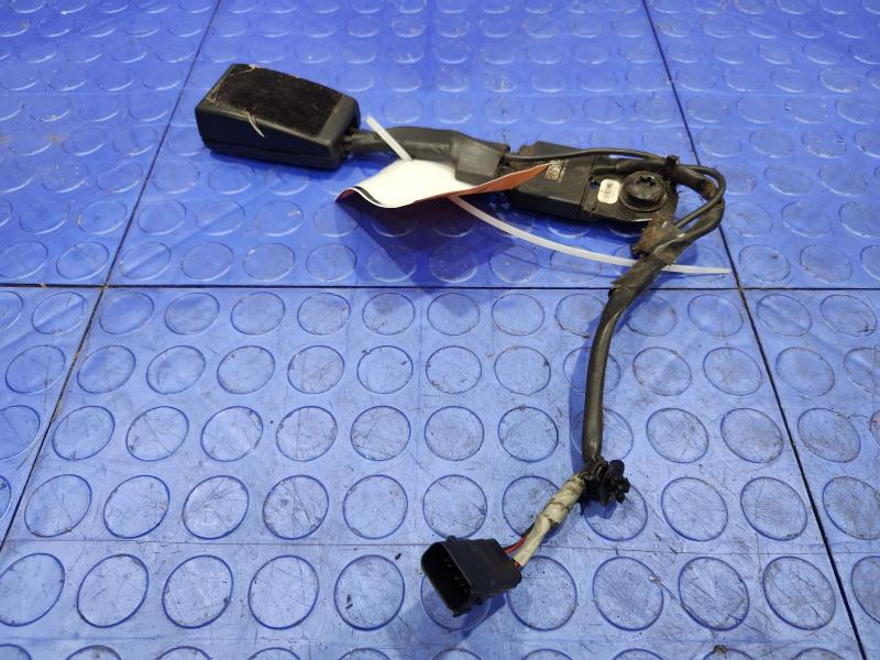 2017 Ford Focus Front Seat Belt