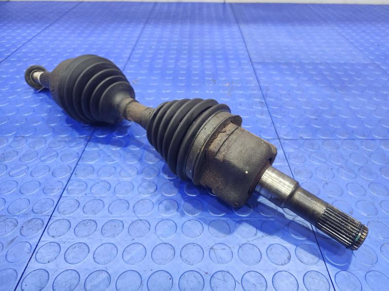 2004 Ford Explorer Axle Shaft