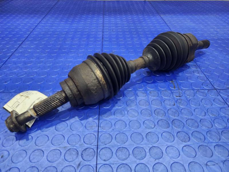 2004 Ford Explorer Axle Shaft