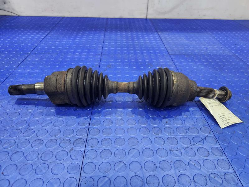 2004 Ford Explorer Axle Shaft