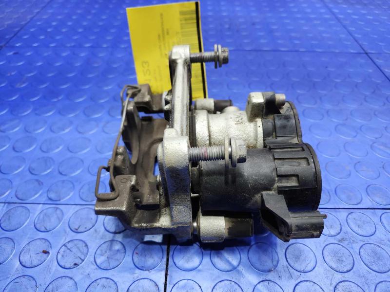 2021 Ford Escape Caliper