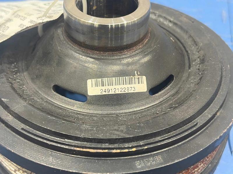 2013 Mercedes E-Class Harmonic Balancer