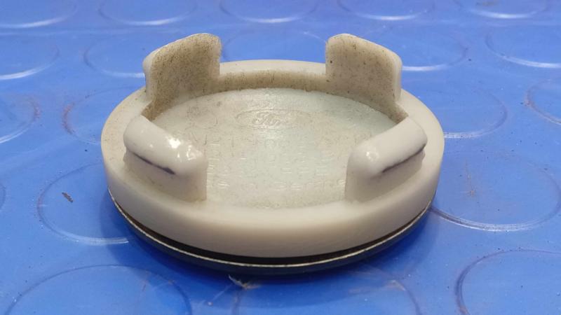 2013 Ford Focus Center Cap