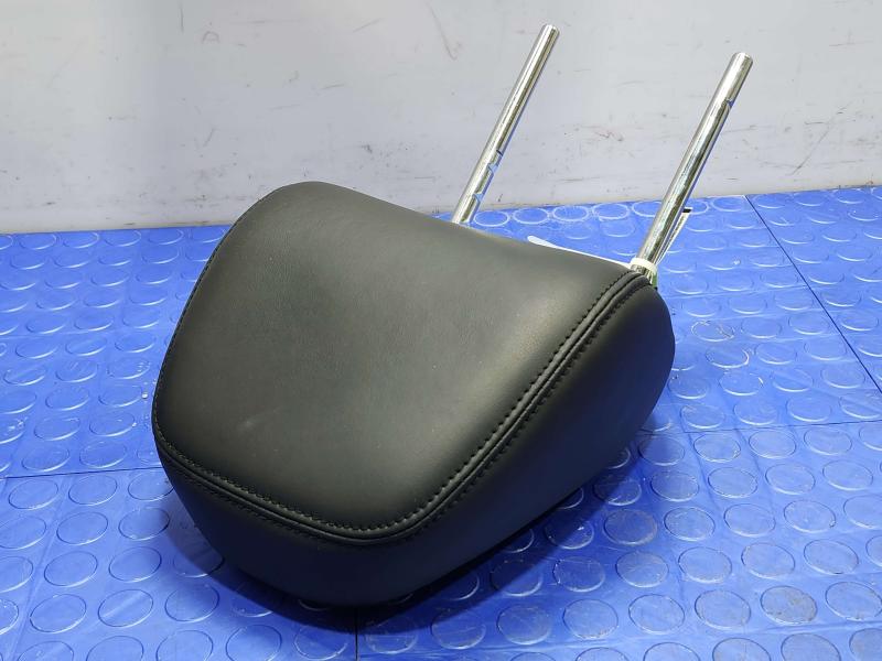 2015 Infiniti Q50 Headrest