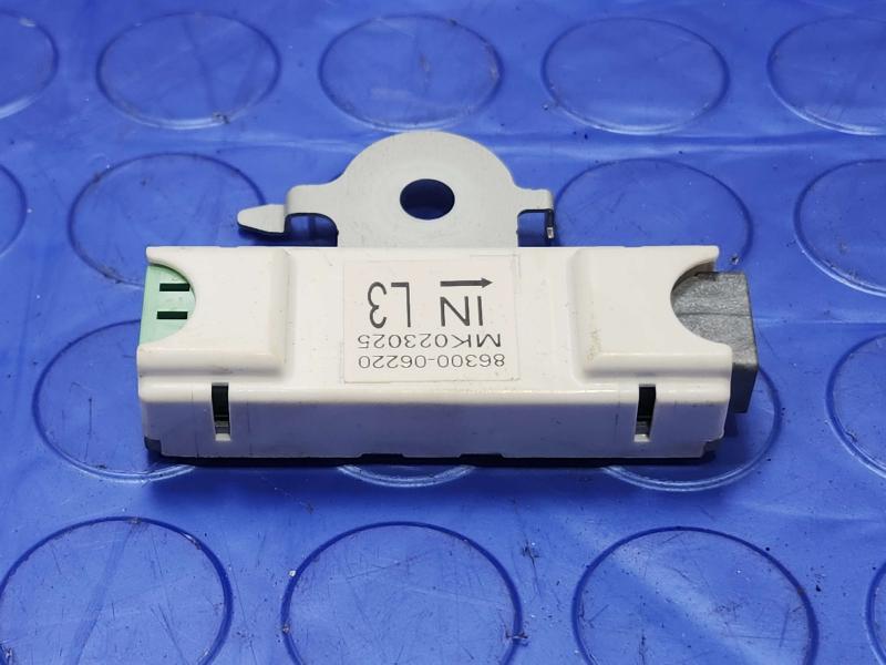 2018-2024 Toyota Camry Antenna Amplifier Control Module OEM 86300-06220