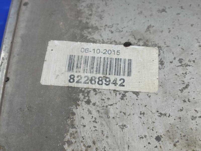 2016-2018 Volvo XC90 2.0L Rear Exhaust Muffler Genuine OEM Part 31686589