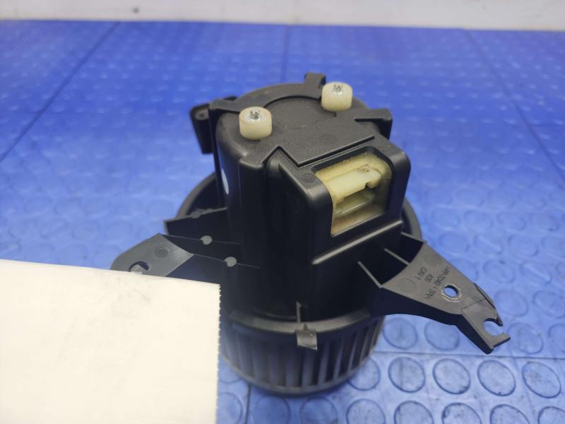 2018-2021 Jeep Compass Heater AC Blower Motor Assembly Genuine OEM 68350343AA