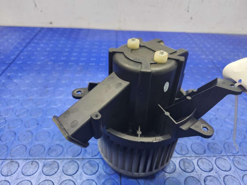 2018-2021 Jeep Compass Heater AC Blower Motor Assembly Genuine OEM 68350343AA
