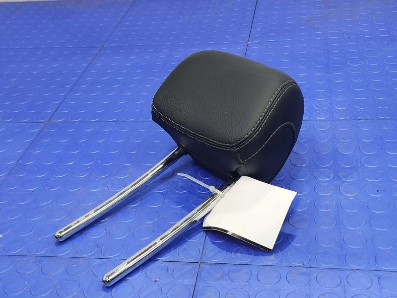 2017 Mercedes C-Class Headrest