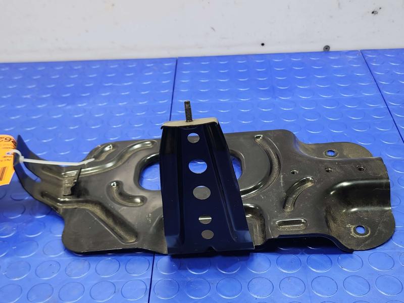 2018 Chevrolet Malibu Battery Tray