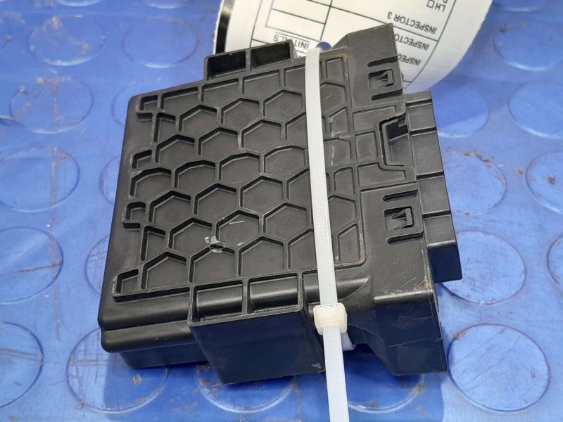 2017 GMC Acadia Rear Park Assist Control Module Genuine OEM 13512361