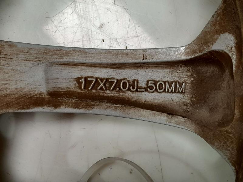 2020 Ford Escape Wheel