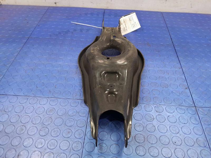2021 Tesla Model 3 Lower Control Arm Rr