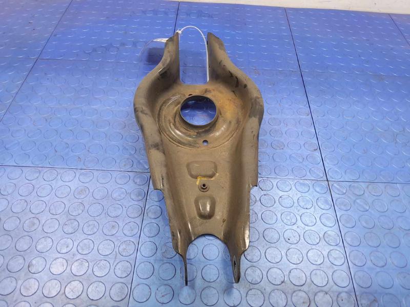 2021 Tesla Model 3 Lower Control Arm Rr