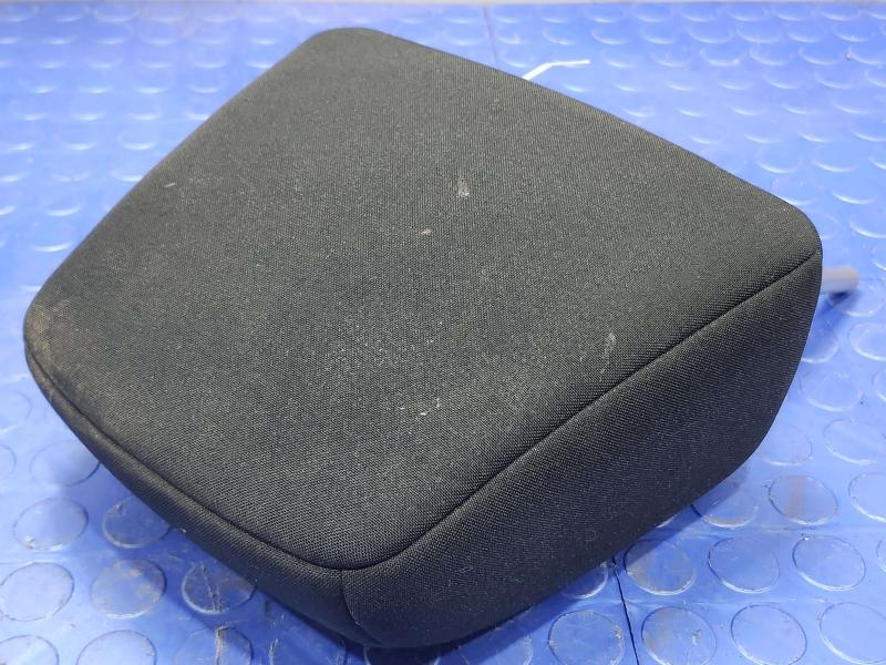 2012 Mazda Mazda5 Headrest