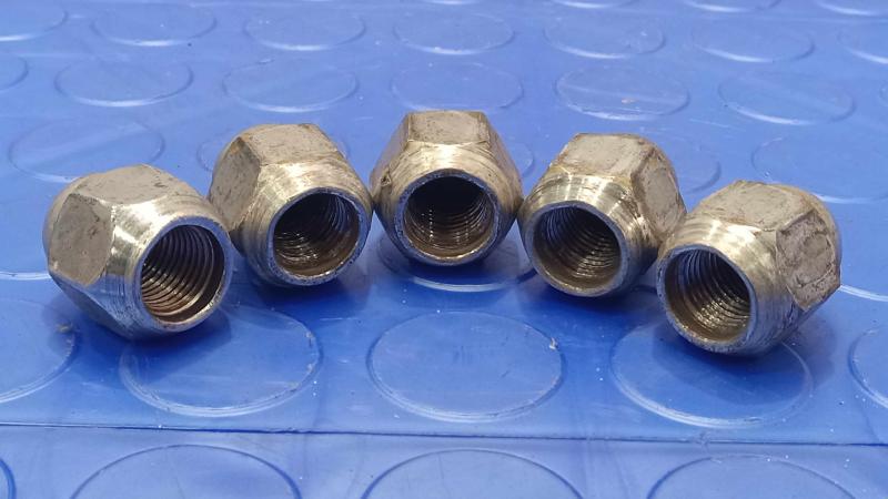 2011 Subaru Forester Lug Nuts