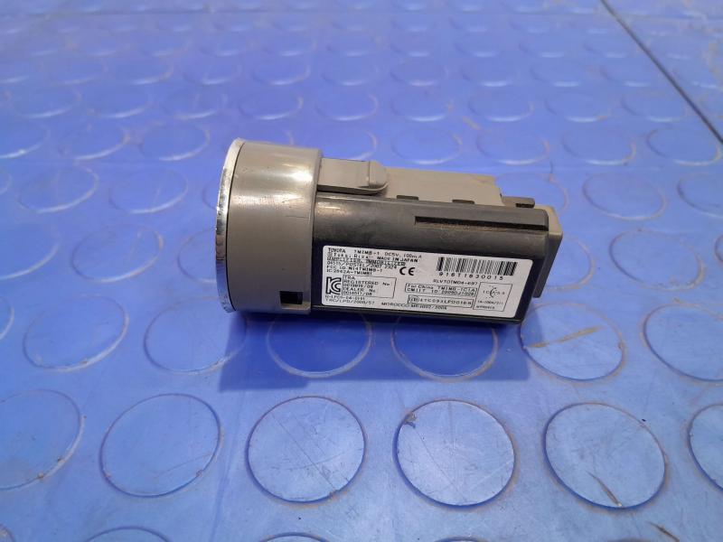 2010-2011 Toyota Prius Keyless Ignition Start Stop Button Switch w/ FOB OEM 8961133012