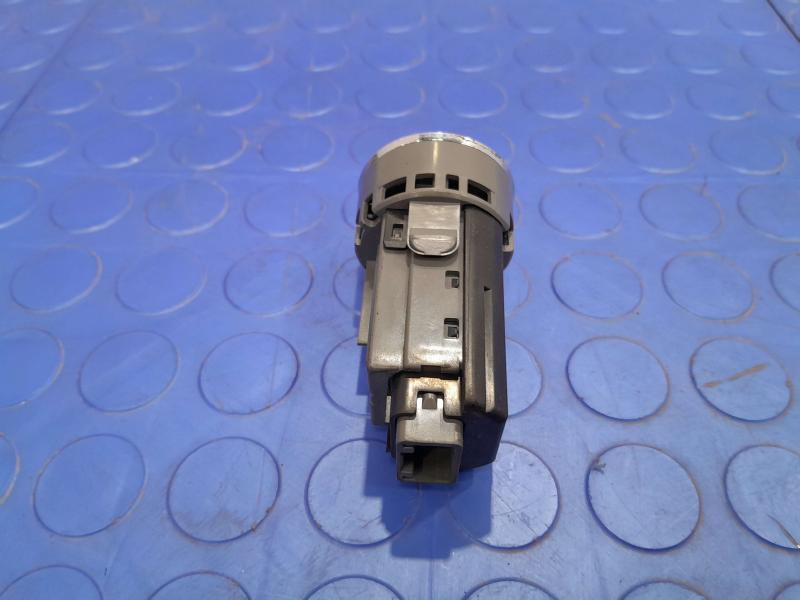 2010-2011 Toyota Prius Keyless Ignition Start Stop Button Switch w/ FOB OEM 8961133012