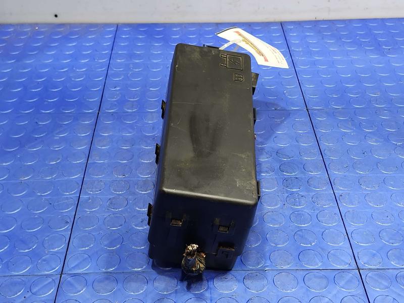 2010 Dodge Challenger Cabin Fuse Box