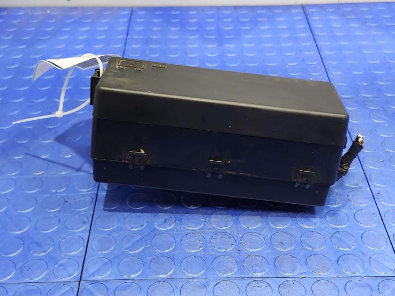2010 Dodge Challenger Cabin Fuse Box